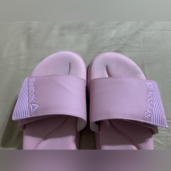 Reebok Baby Pink Slides - Picture 4 of 5